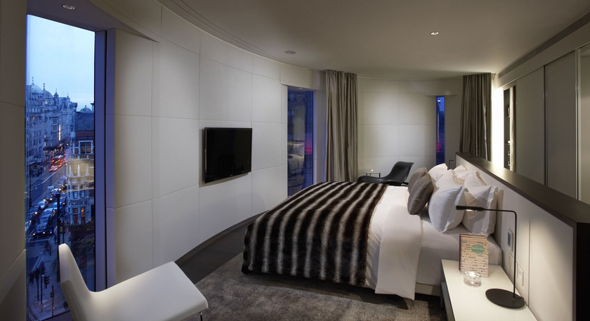 Imagen de la habitación del Hotel ME by Meli&aacute; London - Covent Garden. Foto 13