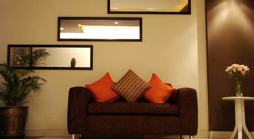 Imagen de los interiores del Hotel MEDIA LUNA. Foto 9