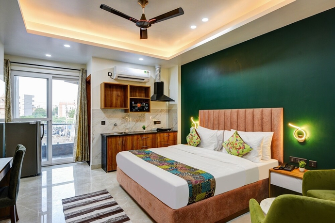 Imagen de la habitación del Hotel MEHU RESIDENCY. Foto 11