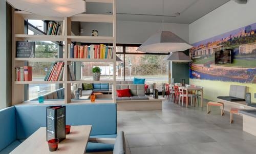 Imagen general del Hotel MEININGER Berlin Airport. Foto 3