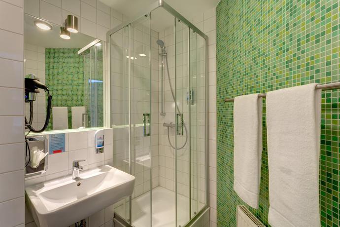 Imagen general del Hotel MEININGER Berlin Alexanderplatz. Foto 8