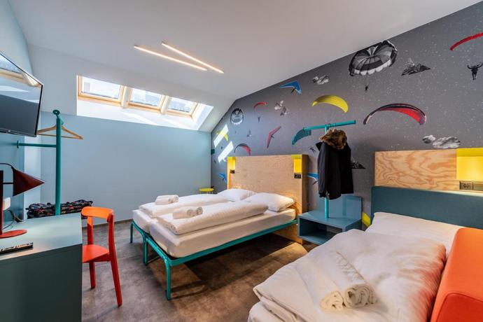 Imagen de la habitación del Hotel MEININGER Innsbruck Zentrum. Foto 3