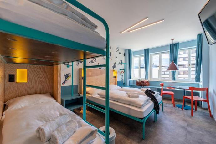 Imagen de la habitación del Hotel MEININGER Innsbruck Zentrum. Foto 5