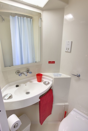 Imagen de la habitación del Hotel MEININGER London Hyde Park. Foto 11