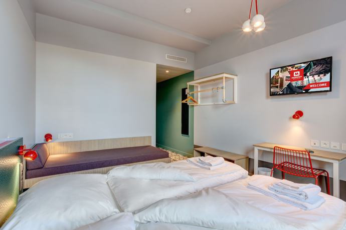 Imagen de la habitación del Hotel MEININGER Paris Porte de Vincennes. Foto 8