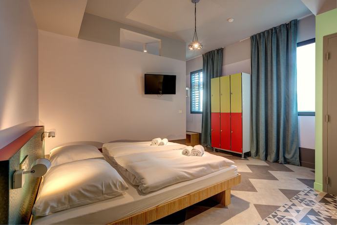 Imagen de la habitación del Hotel MEININGER Paris Porte de Vincennes. Foto 13