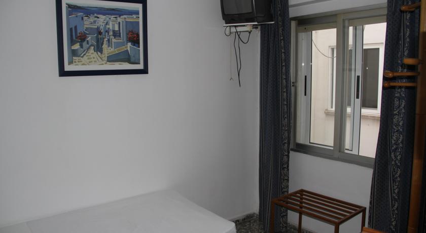 Imagen general del Hotel MENGUAL, Gandía. Foto 1