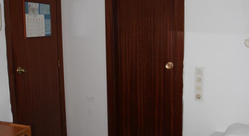 Imagen general del Hotel MENGUAL, Gand&iacute;a. Foto 3