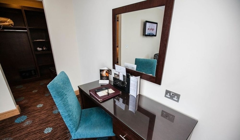 Imagen de la habitación del Hotel MENLO PARK. Foto 12