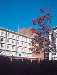 Imagen de los exteriores del Hotel MENZIES LEOFRIC. Foto 8