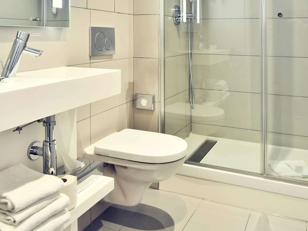 Imagen de la habitación del Hotel MERCURE PARIS GARE DE L'EST MAGENTA. Foto 17