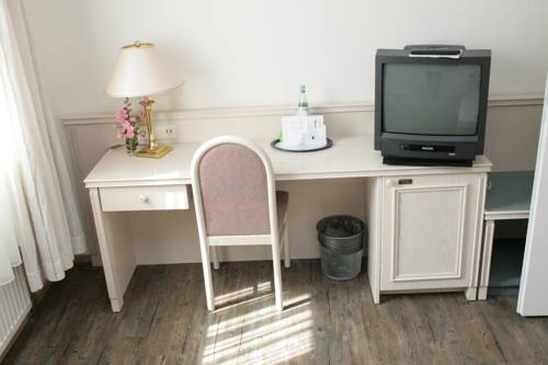 Imagen de la habitación del Hotel MESSEHOTEL-MEDICI. Foto 6