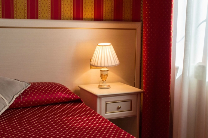 Imagen de la habitación del Hotel MESSNER. Foto 10