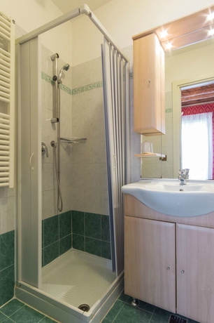 Imagen de la habitación del Hotel MESSNER. Foto 11