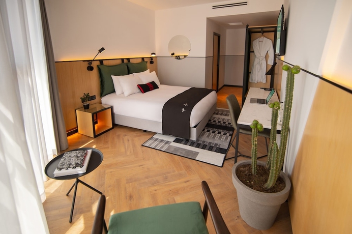 Imagen de la habitación del Hotel MET. Foto 2