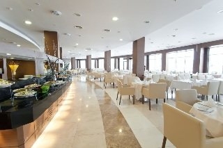 Imagen del bar/restaurante del Hotel METROPOL Grand Gelendzhik. Foto 3