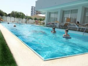Imagen de la piscina del Hotel MEXICO, Rimini. Foto 5