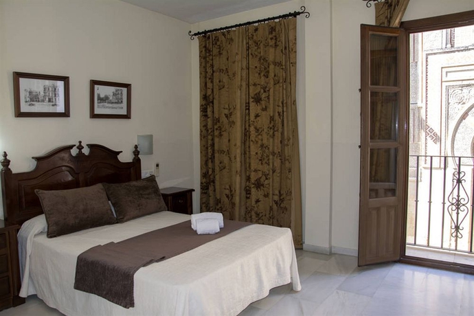 Imagen de la habitación del Hotel MEZQUITA. Foto 7