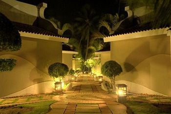 Imagen de la piscina del Hotel MGM BEACH RESORT. Foto 15