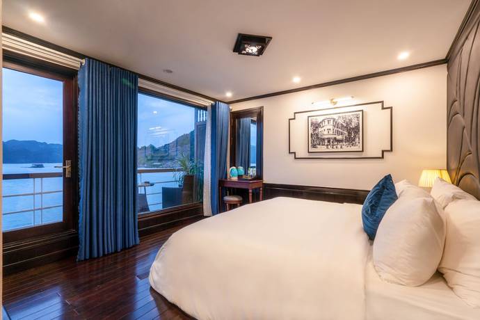 Imagen de la habitación del Hotel M\'Gloria Cruise. Foto 7