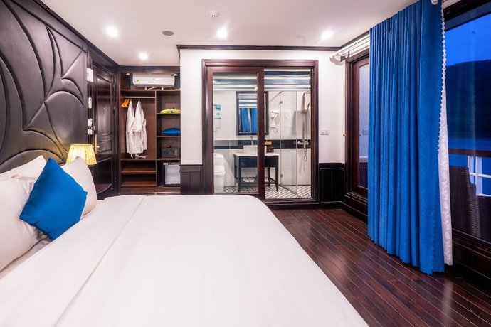 Imagen de la habitación del Hotel M\'Gloria Cruise. Foto 10