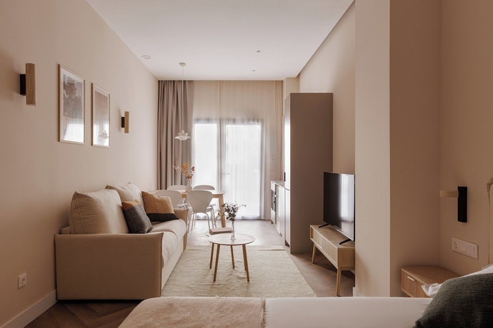 Imagen de la habitación del Hotel MH Apartments Blasco Valencia. Foto 3