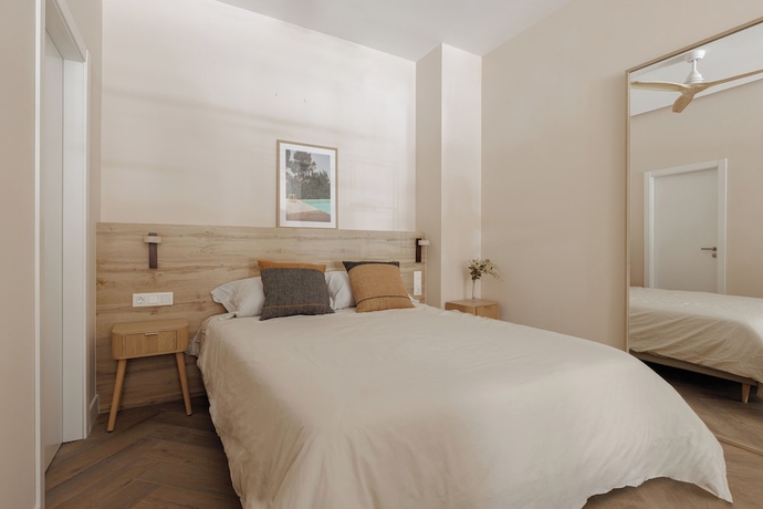 Imagen de la habitación del Hotel MH Apartments Blasco Valencia. Foto 9