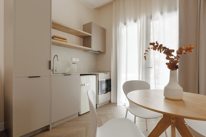 Imagen de la habitación del Hotel MH Apartments Blasco Valencia. Foto 13