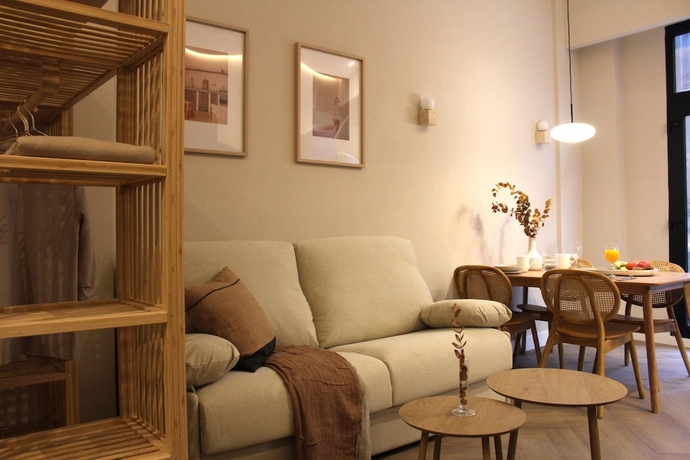 Imagen de la habitación del Hotel MH Apartments Central Valencia. Foto 2