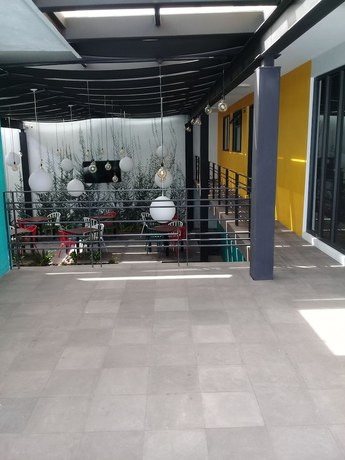 Imagen general del Hotel MH. Foto 1