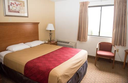 Imagen de la habitación del Hotel MHO Bordentown. Foto 6