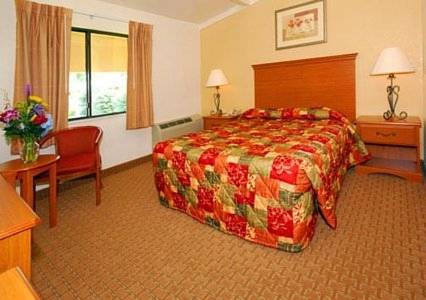 Imagen de la habitación del Hotel MHO Bordentown. Foto 10