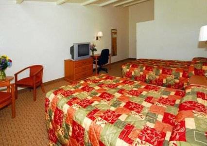 Imagen de la habitación del Hotel MHO Bordentown. Foto 11