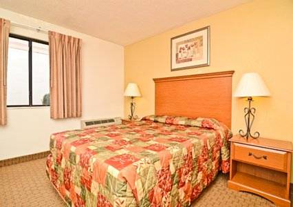Imagen de la habitación del Hotel MHO Bordentown. Foto 16