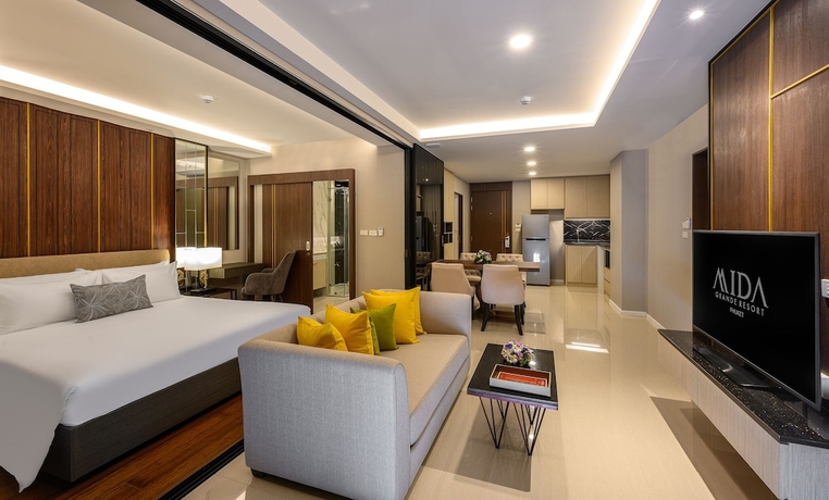 Imagen de la habitación del Hotel MIDA Grande Resort Phuket. Foto 16