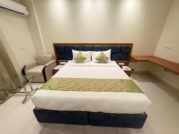 Imagen de la habitación del Hotel MIKADO PALACE. Foto 4
