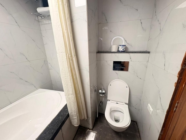 Imagen de la habitación del Hotel MIKADO PALACE. Foto 11