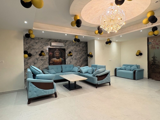 Imagen de los interiores del Hotel MIKADO PALACE. Foto 14