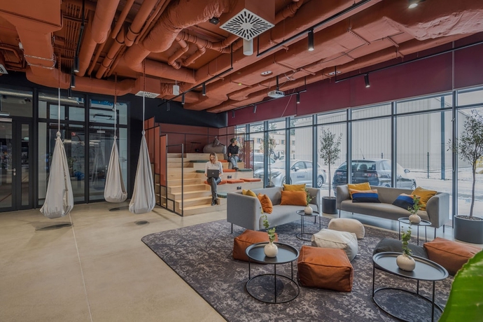 Imagen de los interiores del Hotel MILESTONE Wrocław Fabryczna. Foto 13