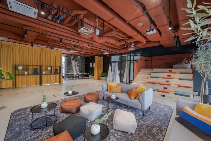 Imagen de los interiores del Hotel MILESTONE Wrocław Fabryczna. Foto 14