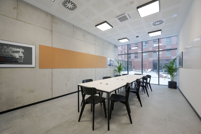 Imagen de los interiores del Hotel MILESTONE Wrocław Fabryczna. Foto 19