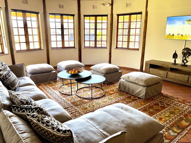 Imagen de la habitación del Hotel MILIMA Big 5 Safari Lodge. Foto 11