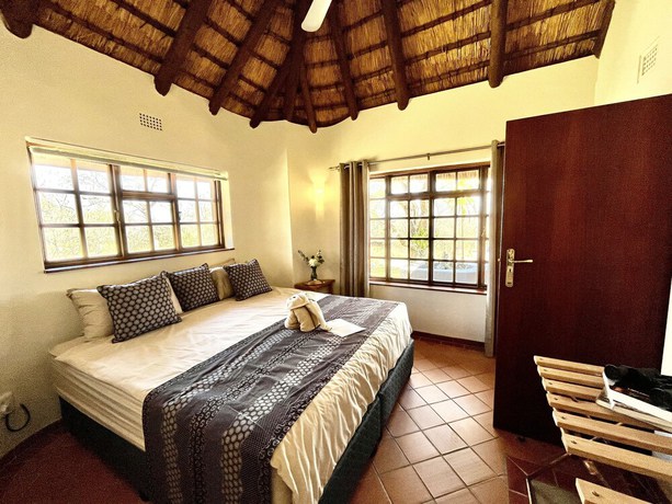 Imagen de la habitación del Hotel MILIMA Big 5 Safari Lodge. Foto 12