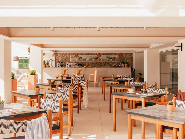 Imagen del bar/restaurante del Hotel MIM Mallorca Member of Meli&aacute; Collection. Foto 2