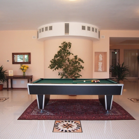 Imagen general del Hotel MINERVA, Brindisi. Foto 2