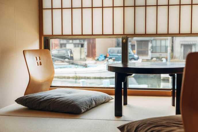 Imagen de la habitación del Hotel MINKA Riverside Villas. Foto 12