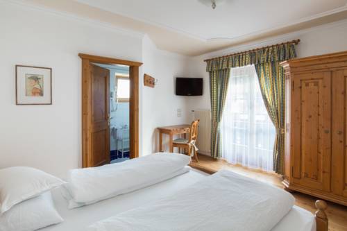 Imagen de la habitación del Hotel MIOL. Foto 8