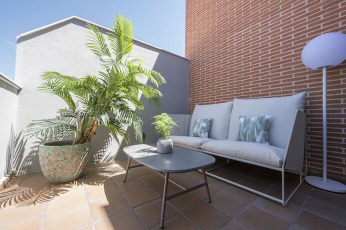 Imagen de la habitación del Hotel MIOSOTIS SUITES. Foto 17