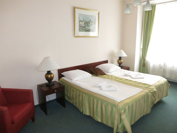 Imagen de la habitación del Hotel MIRA. Foto 3