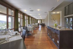 Imagen general del Hotel MIRADOR DE ULZAMA GOLF SPA. Foto 6